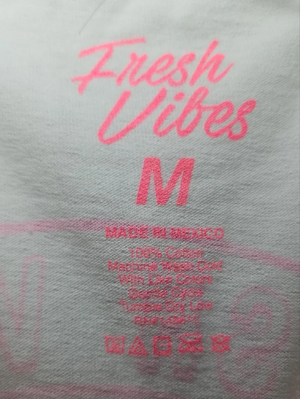 Fresh Vibes Taco Shop Graphic Tee Skeleton Medium New Unisex